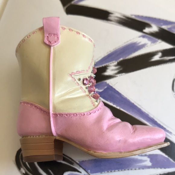 Just the Right Shoe Collection. Design is Rodeo Princess. - Picture 12 of 16